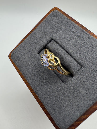9ct gold tanzanite and alexandrite ring
