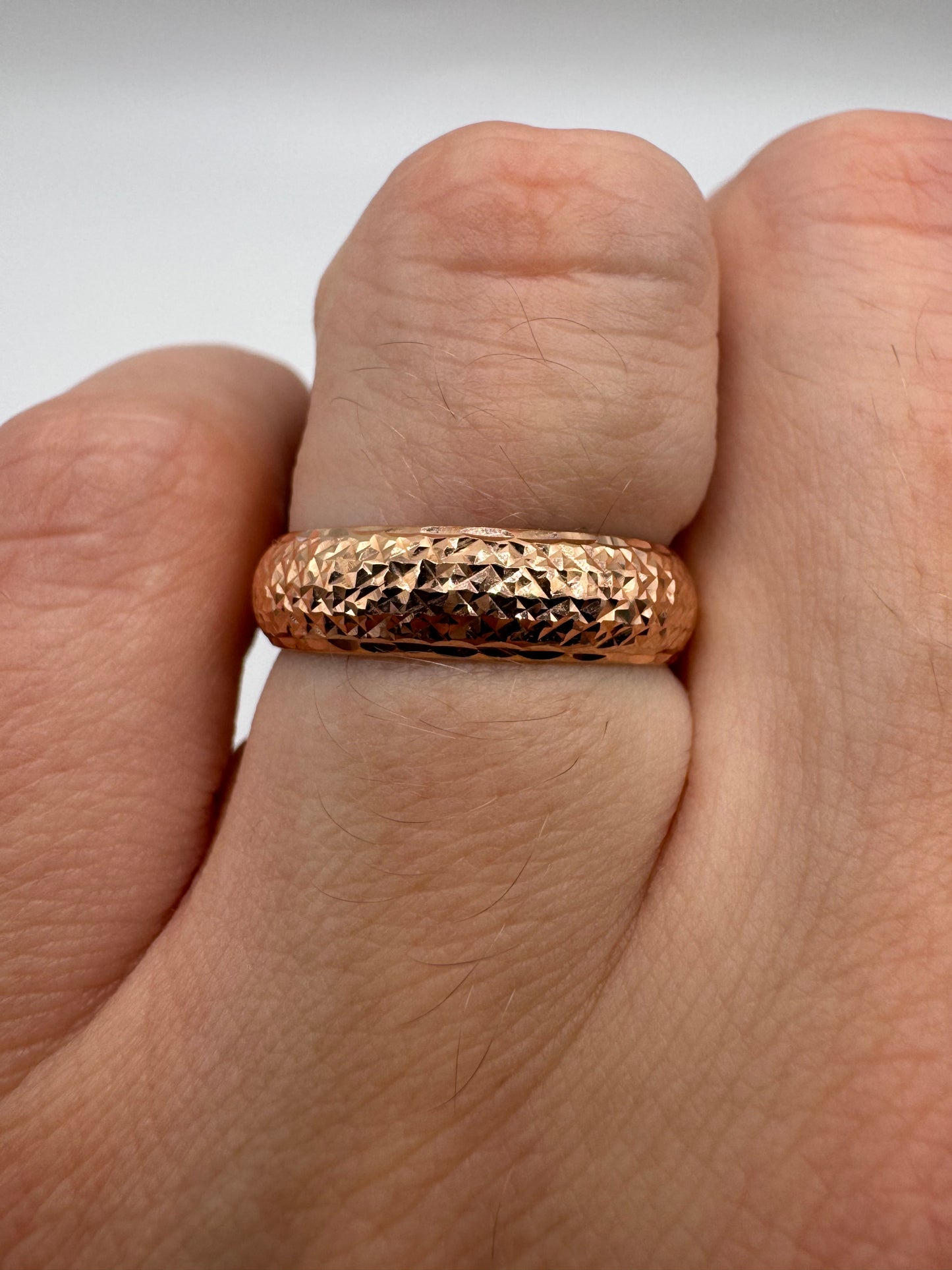 9ct rose gold textured band