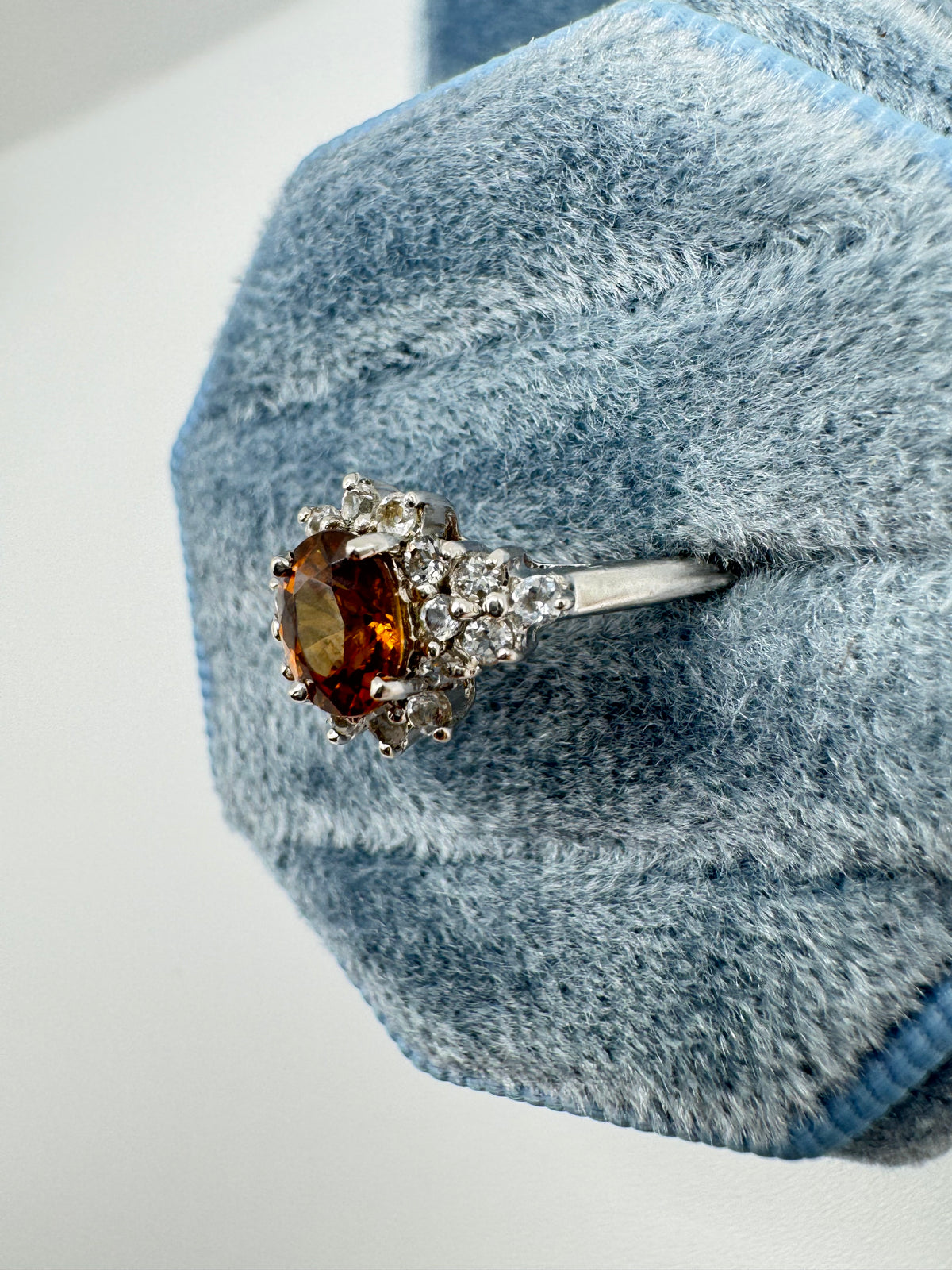 9ct white gold imperial topaz and spinel ring