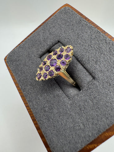 9ct gold amethyst navette ring