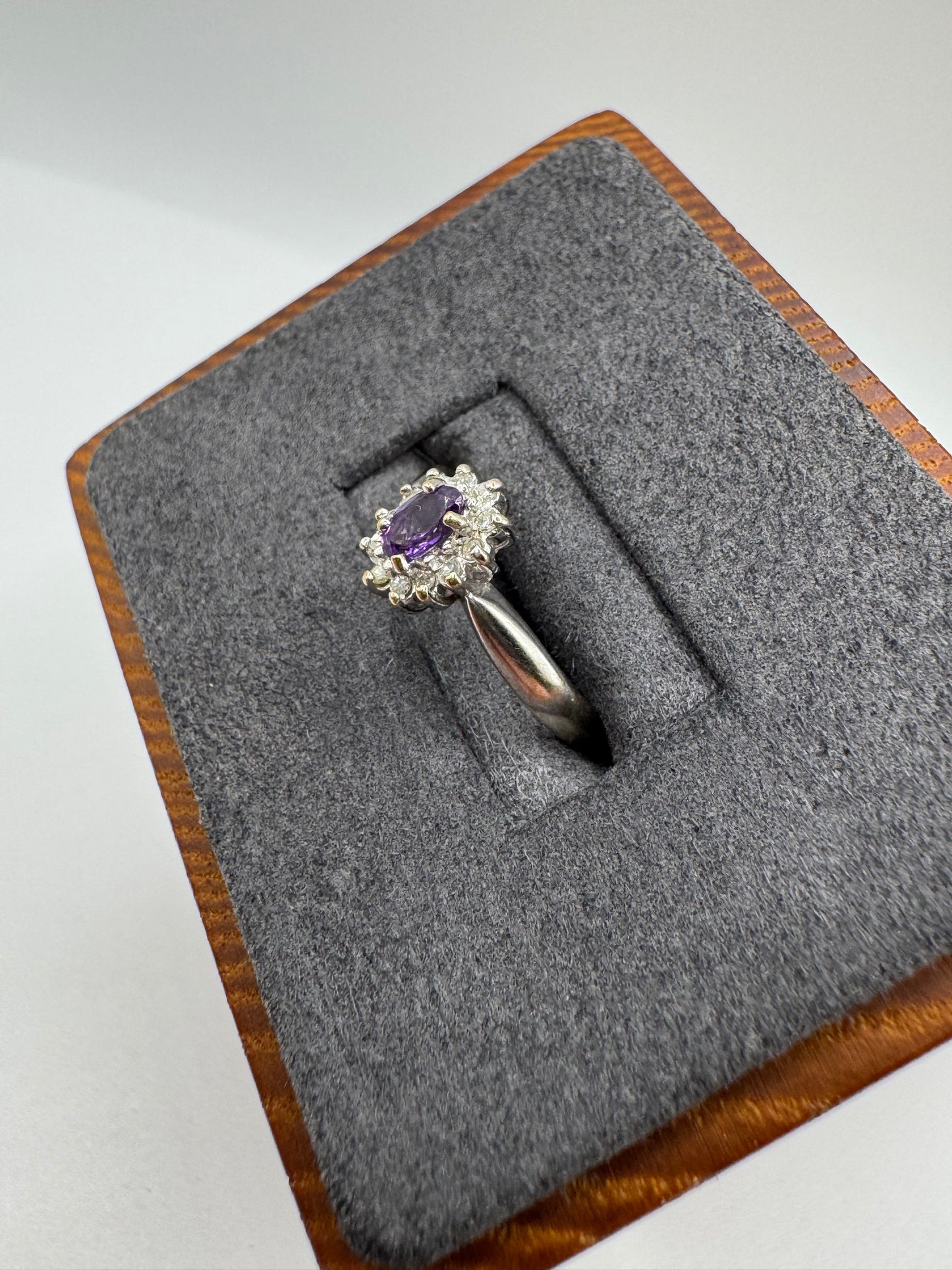 9ct white gold amethyst and diamond ring