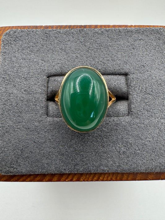 9ct gold jade signet ring