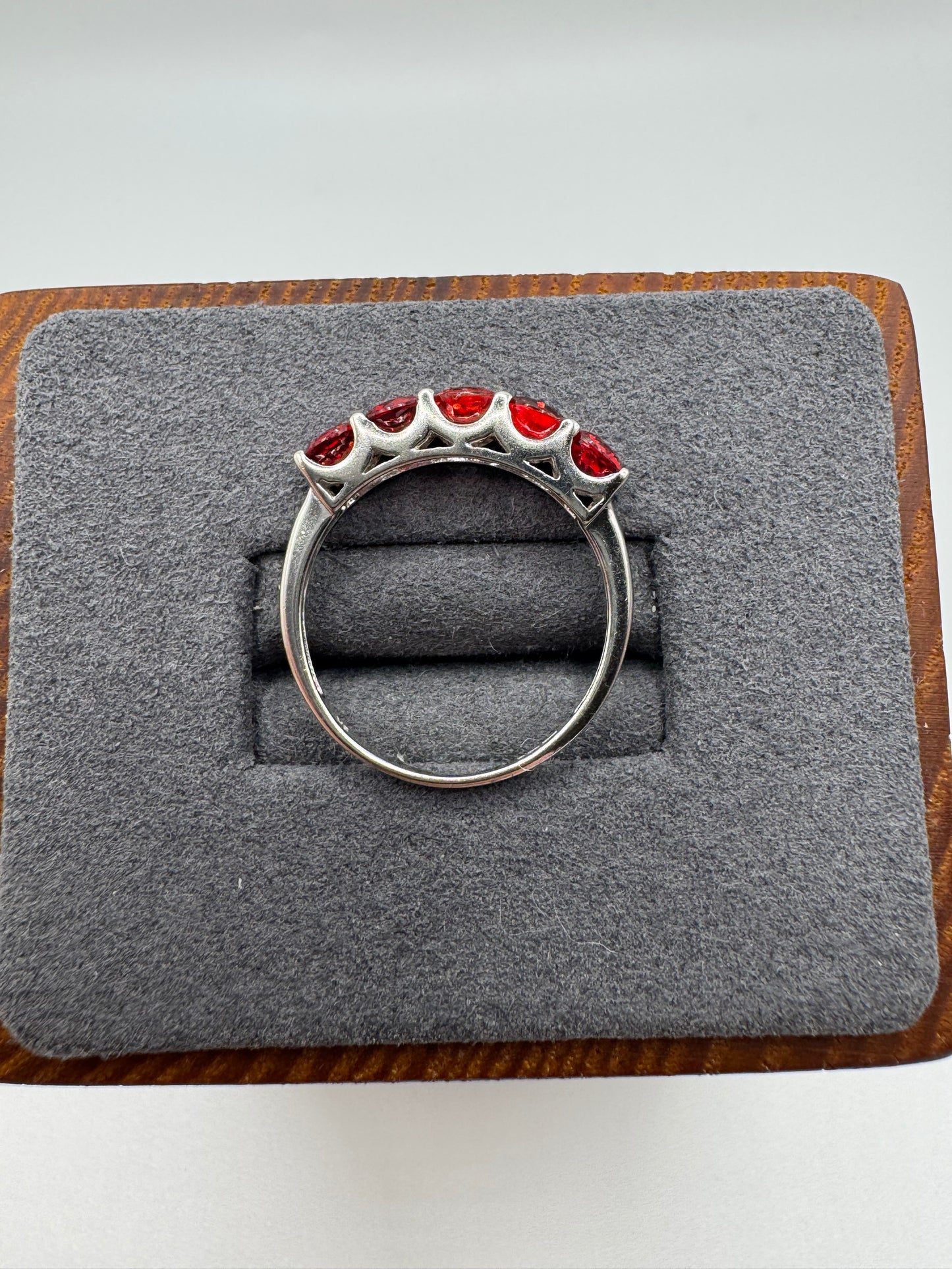 9ct white gold cherry topaz ring