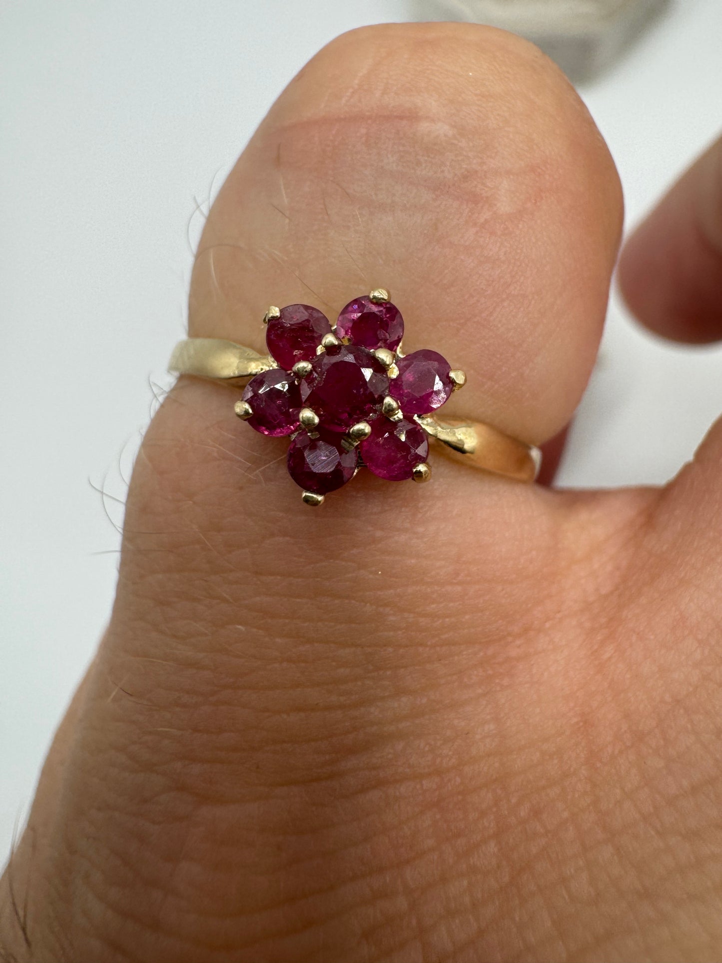 9ct gold ruby cluster ring