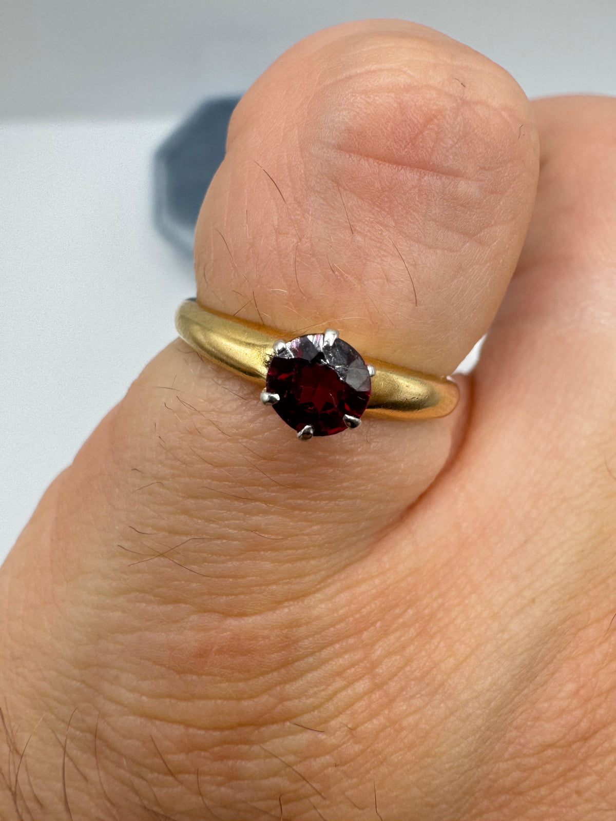 9ct gold almandine garnet ring