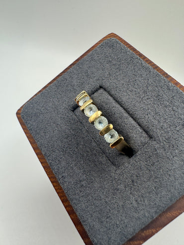 9ct gold topaz ring