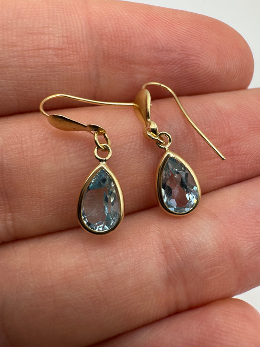 9ct gold topaz earrings
