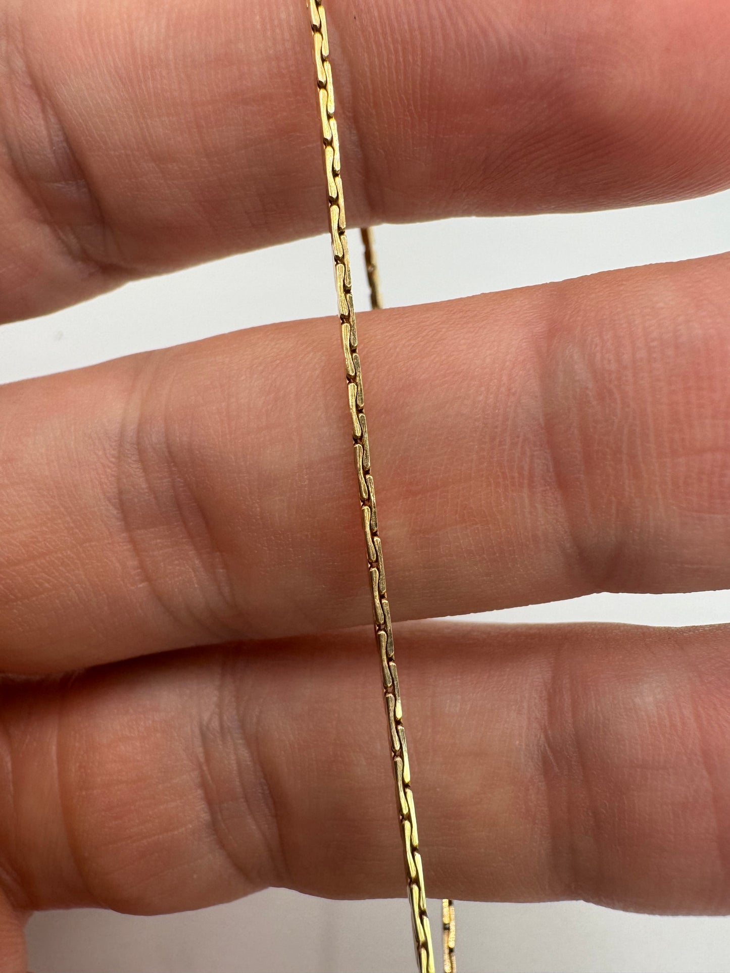 9ct gold bracelet