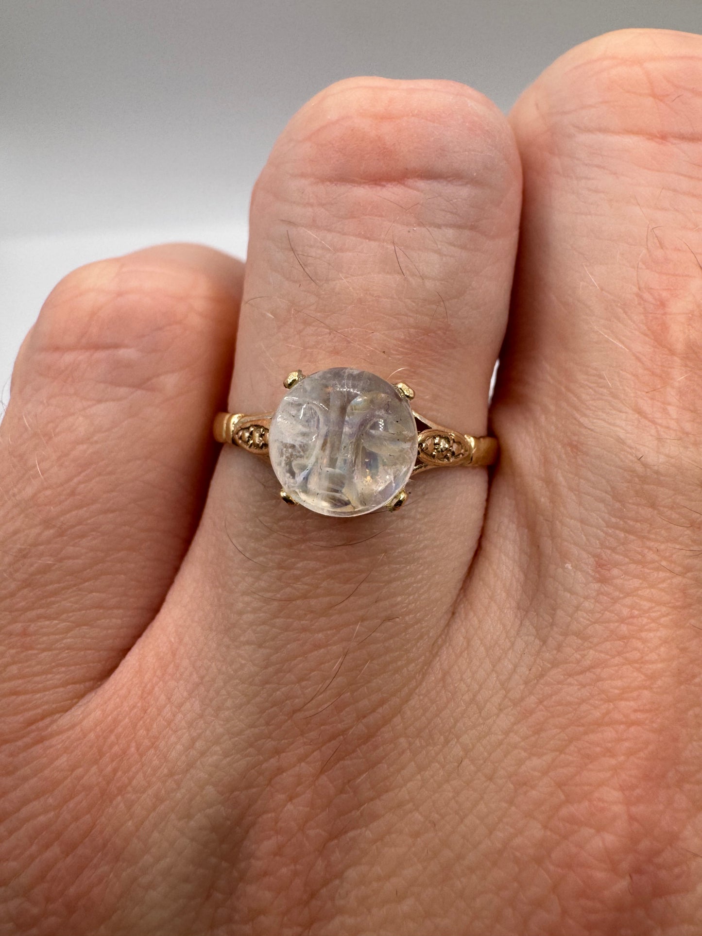 9ct gold man in the moon moonstone ring