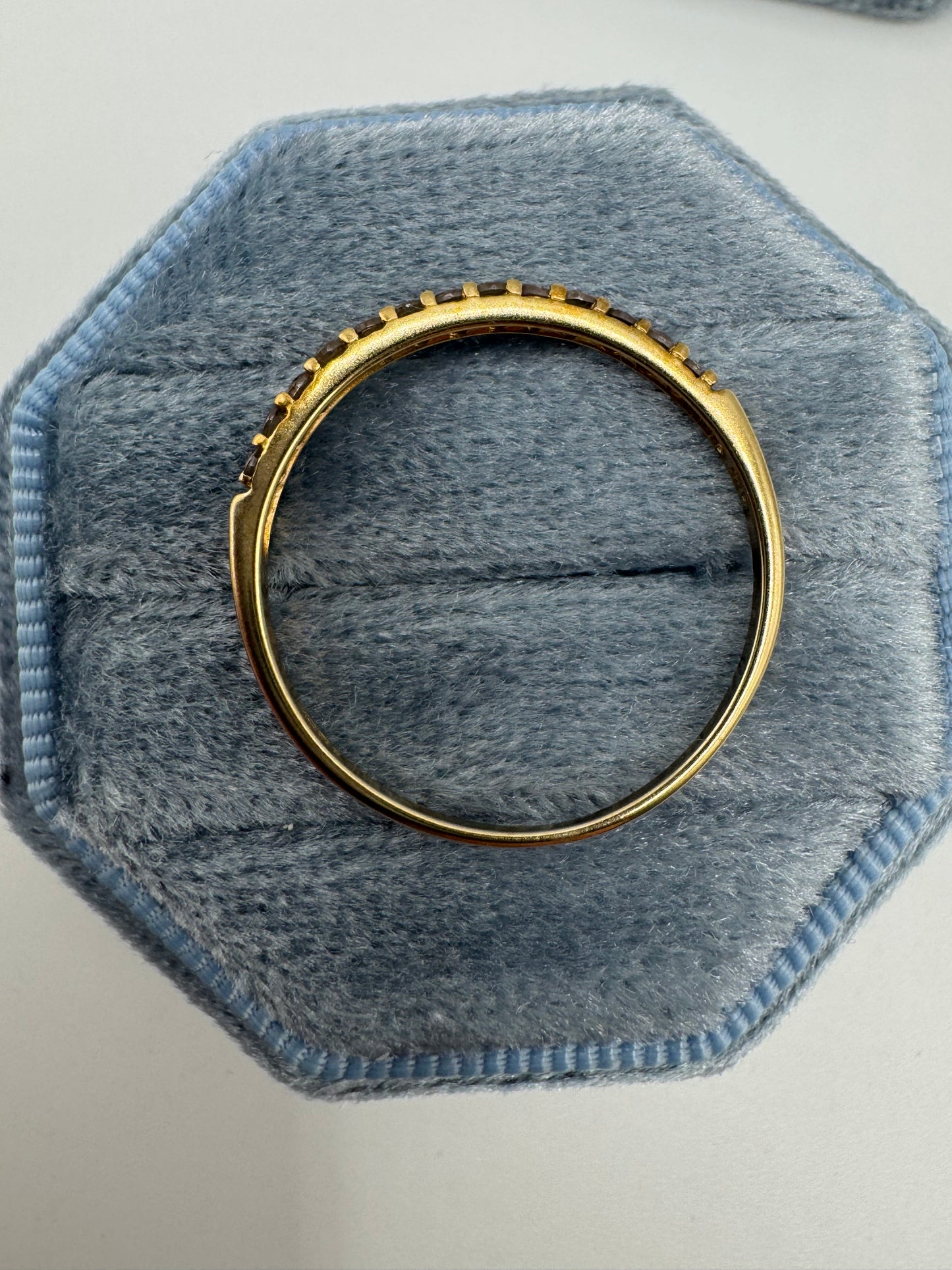 9ct gold alexandrite ring