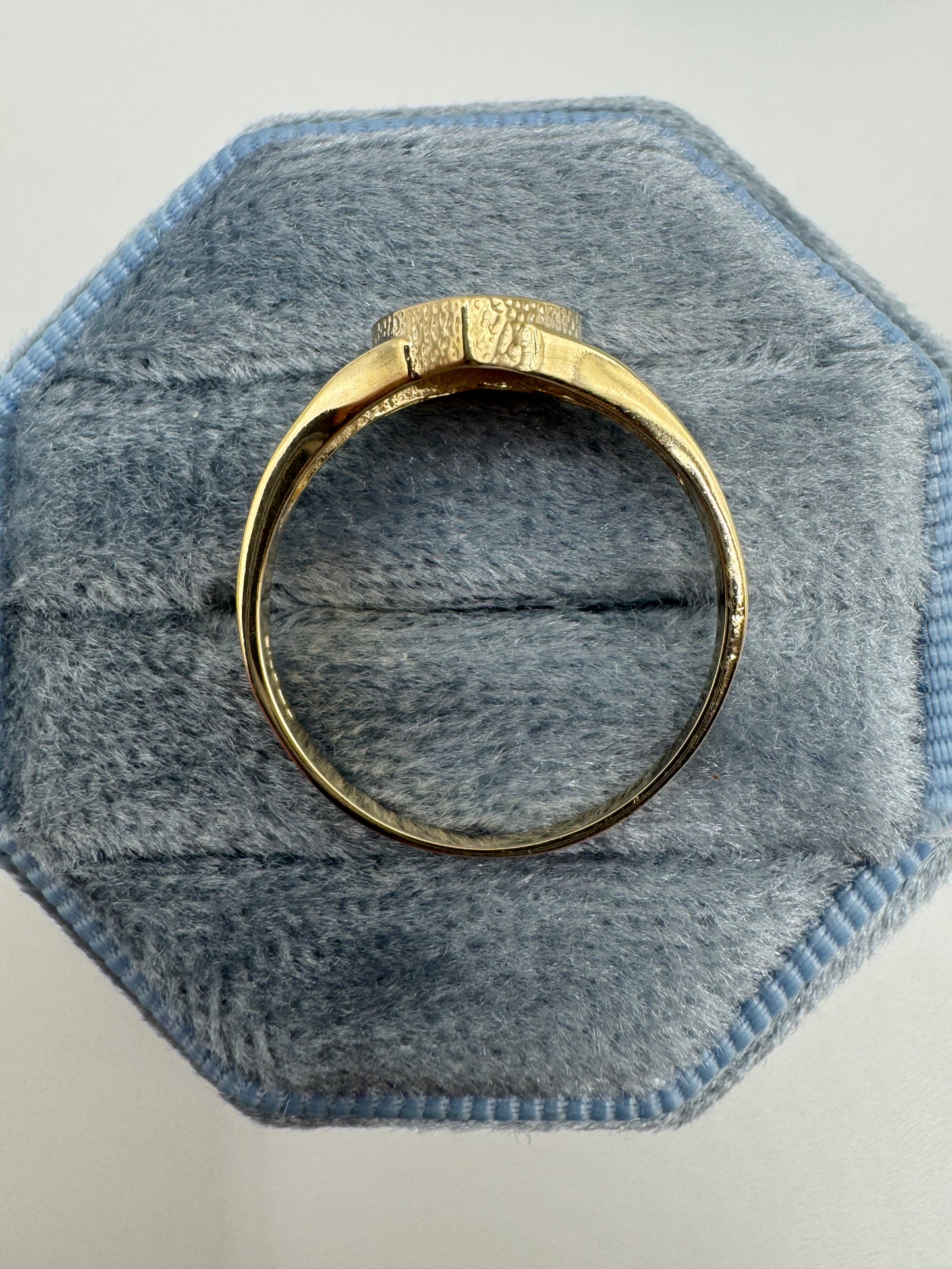 9ct gold ruby heart signet ring