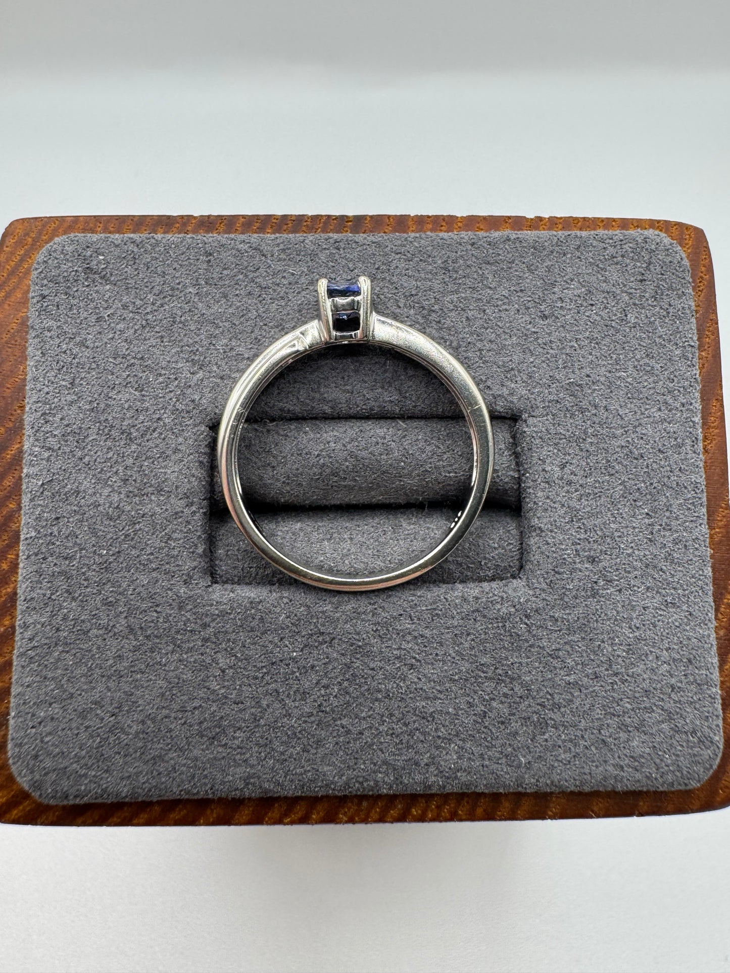 9ct white gold tanzanite and diamond ring