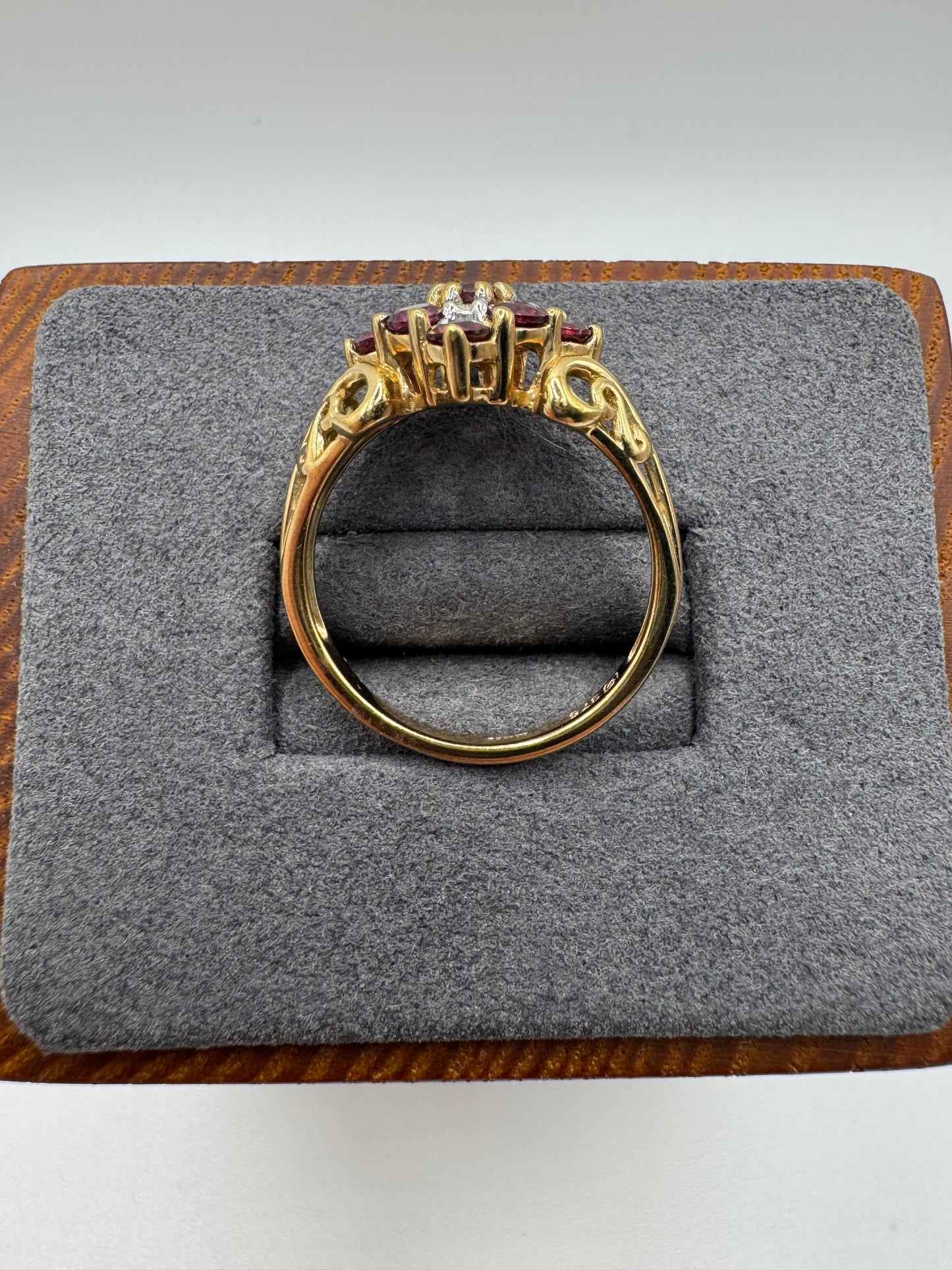 9ct gold tourmaline and diamond cluster ring