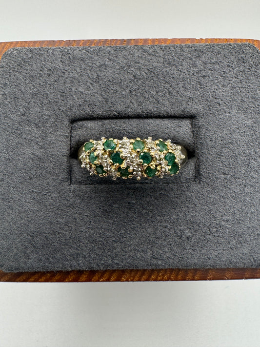 9ct gold emerald and diamond ring