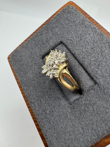 9ct gold diamond cluster ring