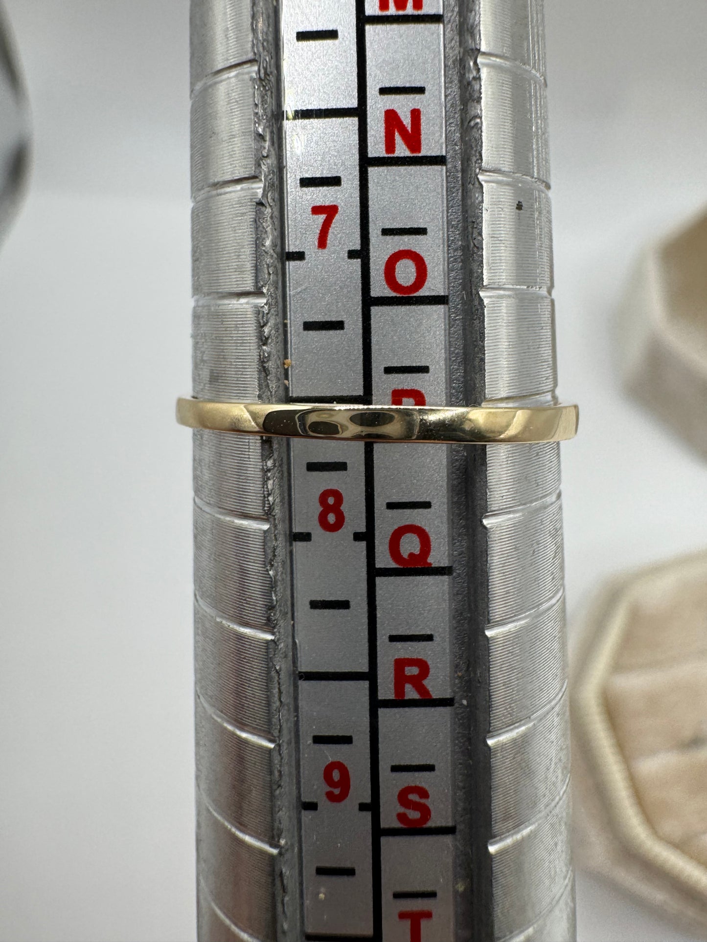 9ct gold diamond heart signet ring