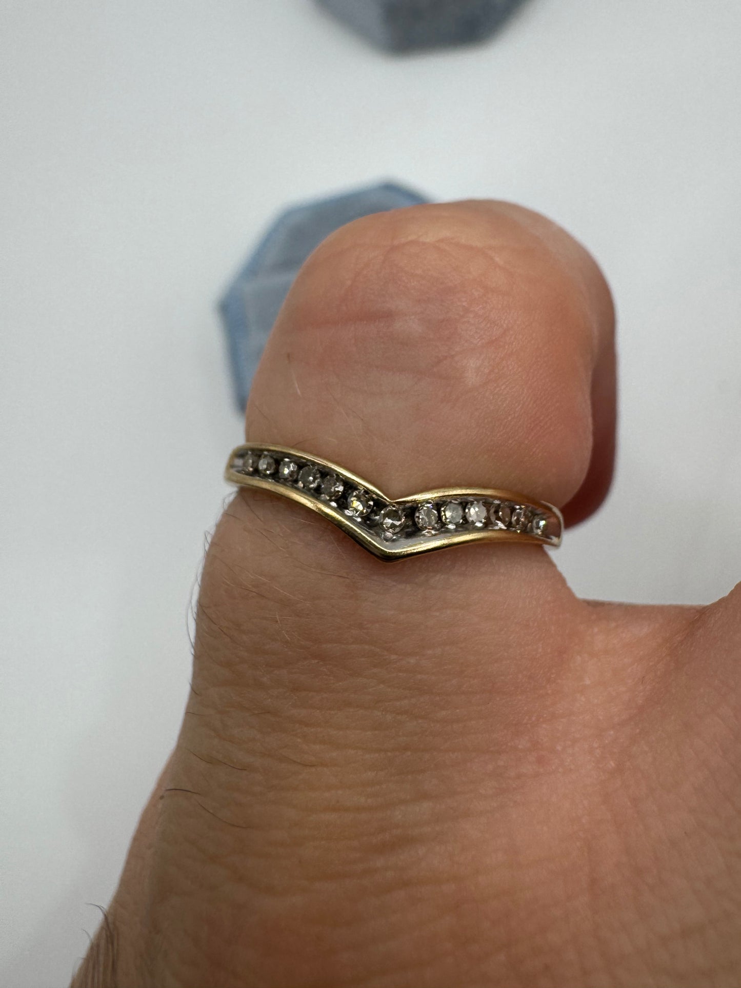 9ct gold 20 point diamond wishbone ring