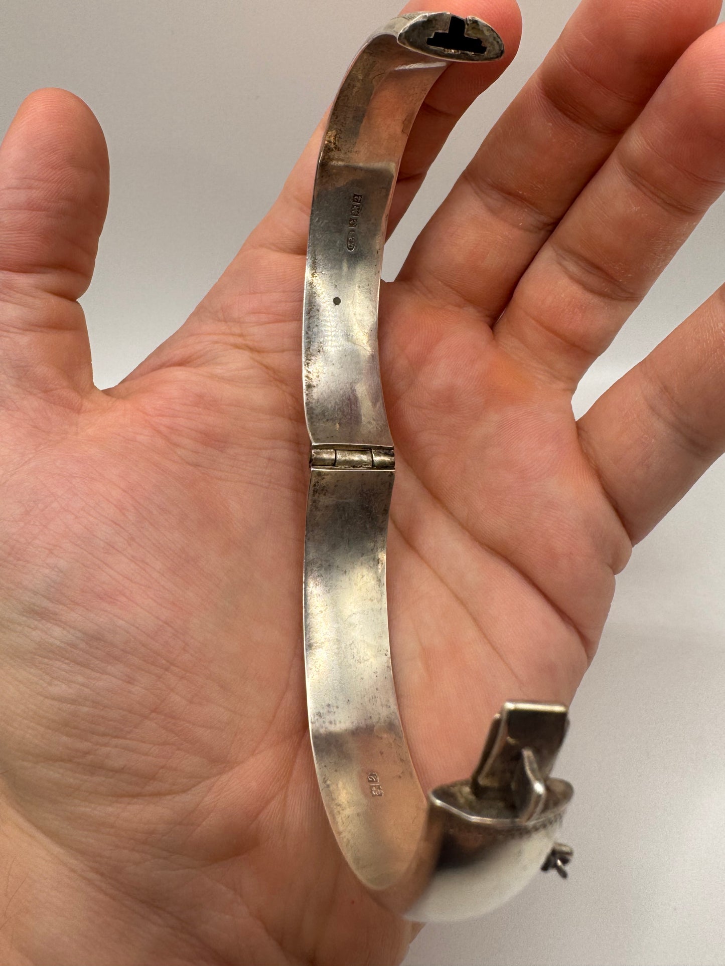 Antique silver patterned bangle