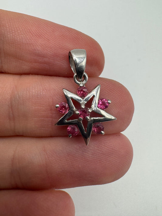 9ct white gold tourmaline star pendant