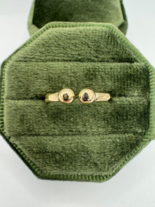 9ct gold torque ring