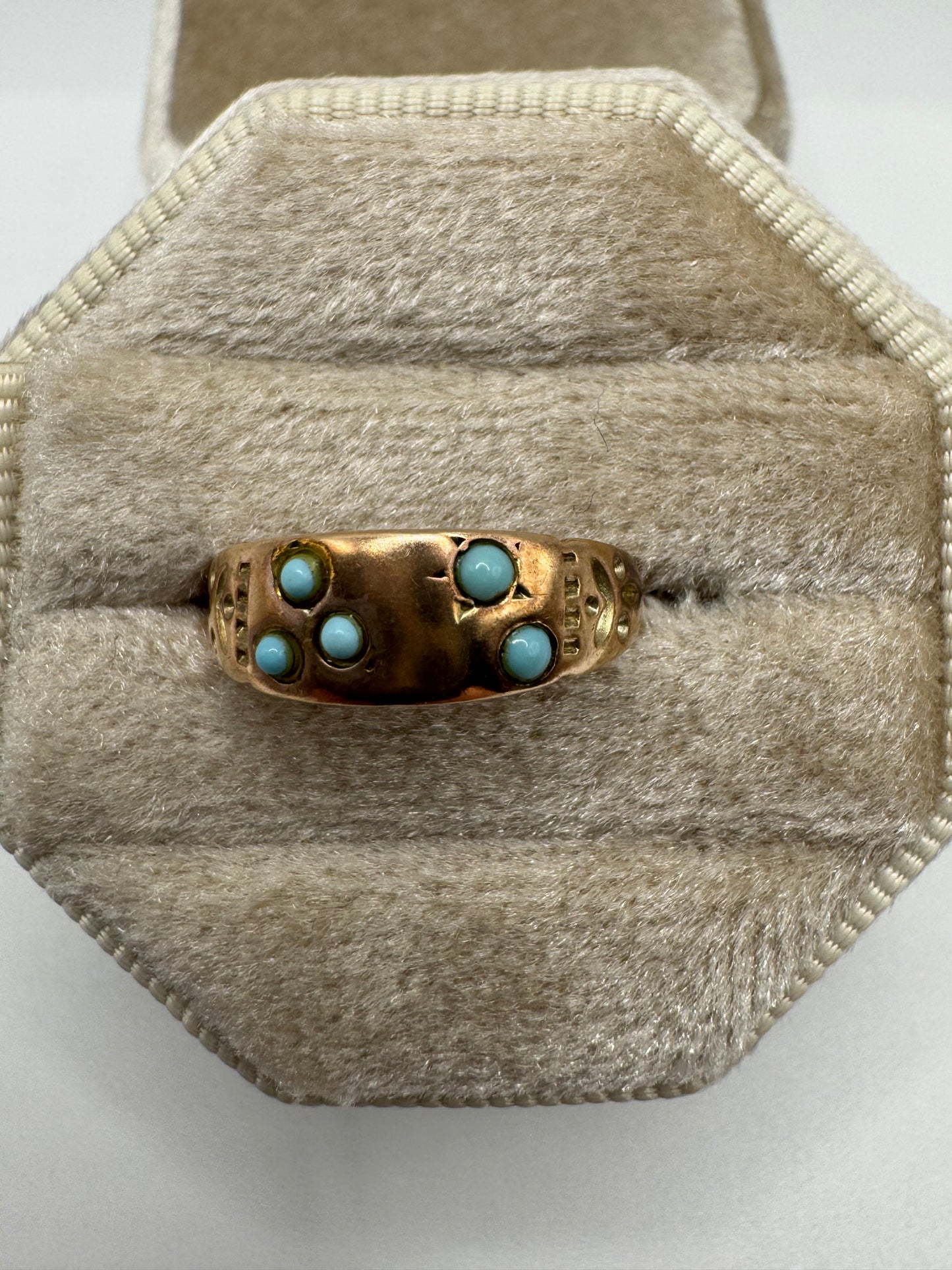 Antique 9ct rose gold turquoise gypsy ring