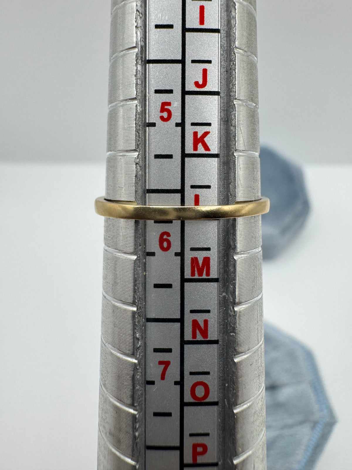 9ct two-tone gold peridot ring
