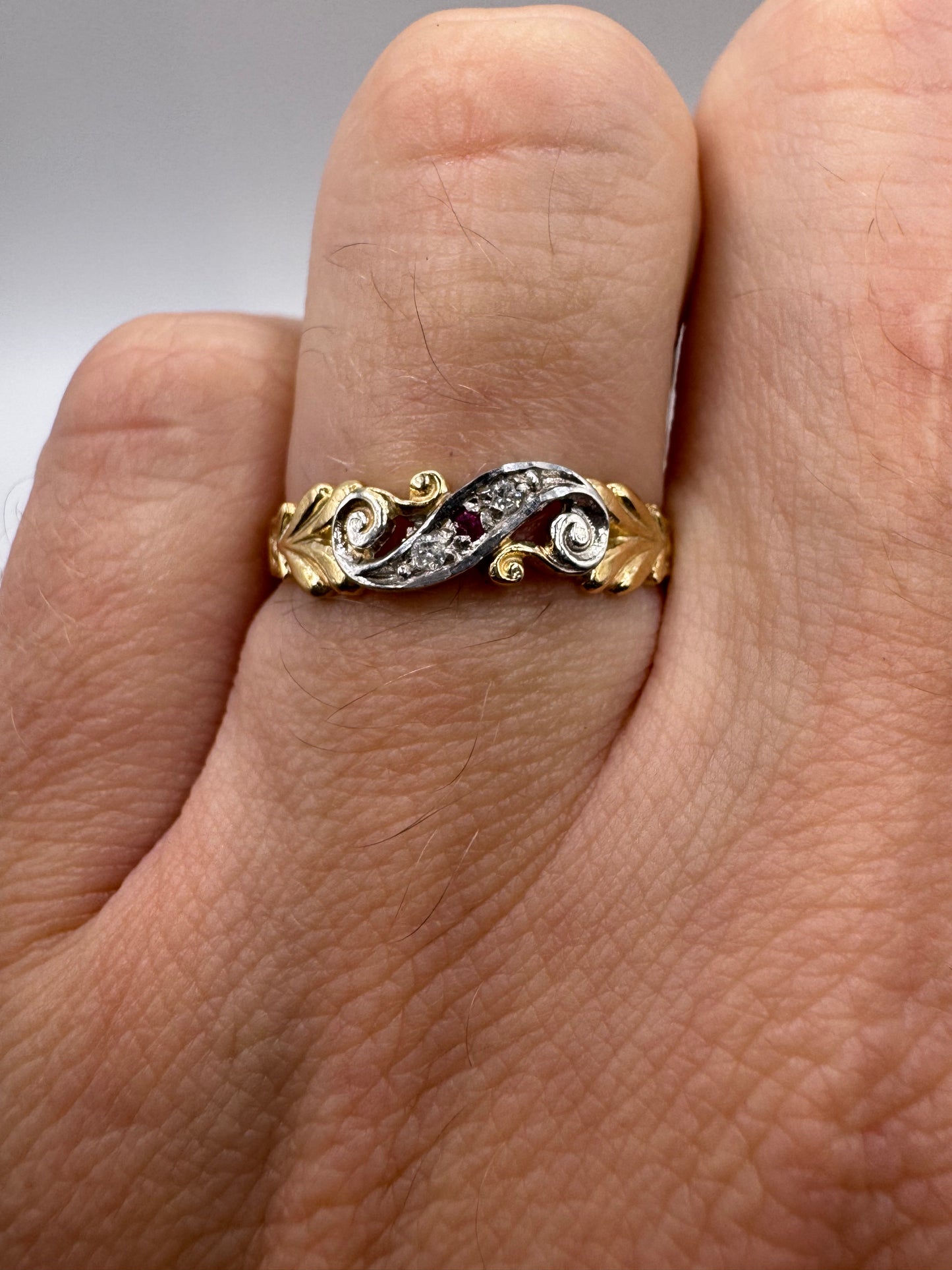 9ct gold ruby and diamond ring