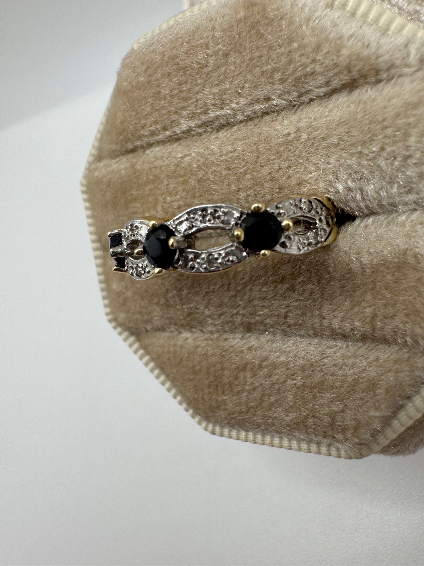 9ct gold sapphire and diamond ring