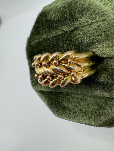 Antique 9ct gold keepers ring
