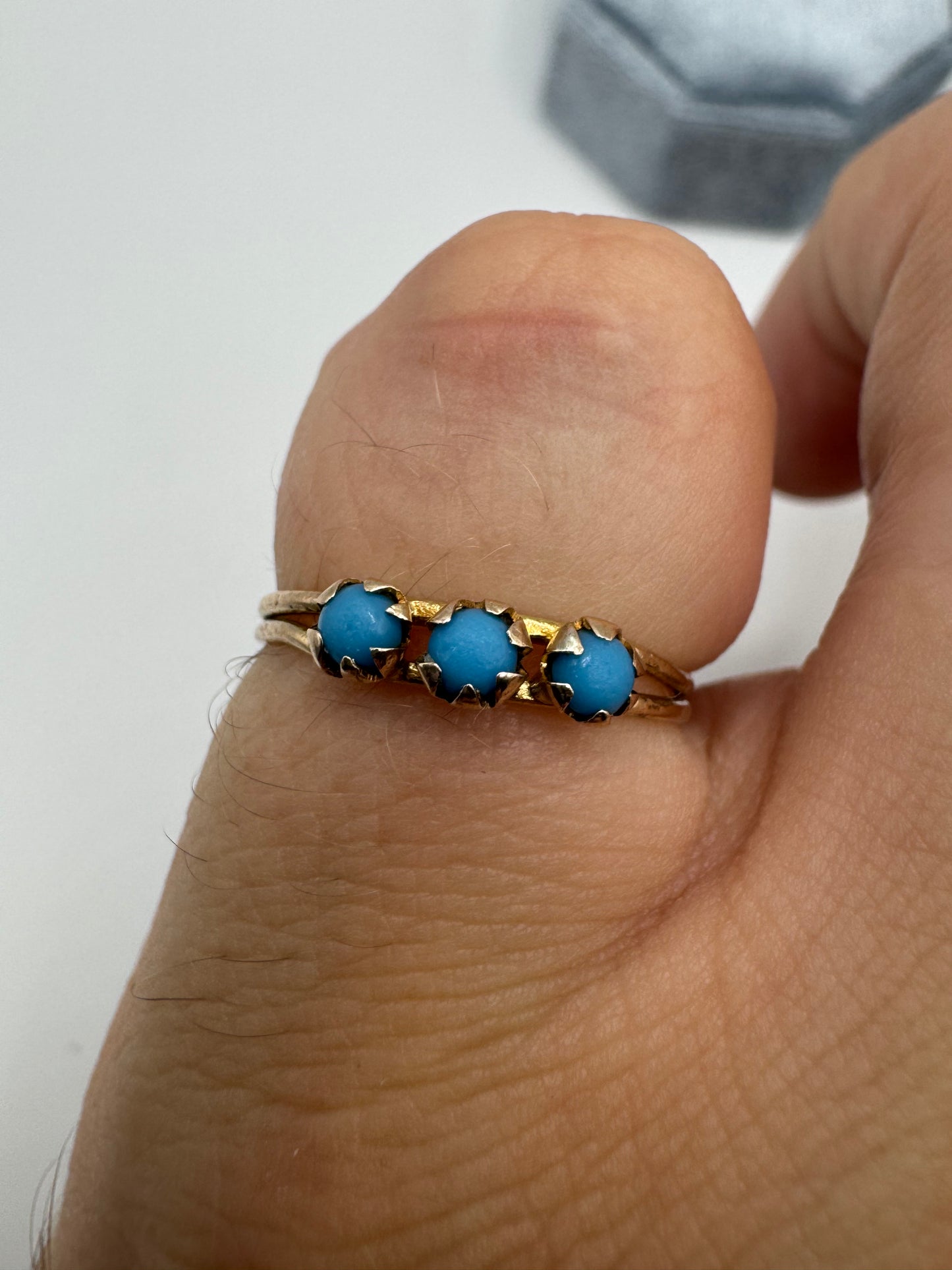 9ct gold turquoise ring