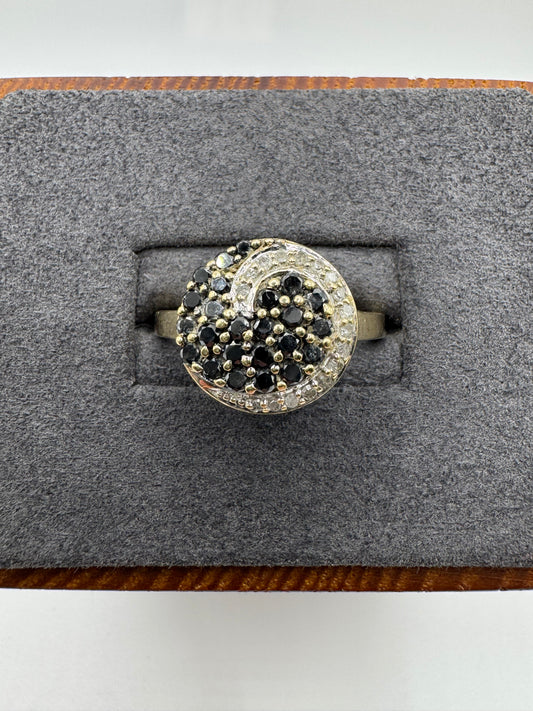 9ct gold black and white diamond cluster ring