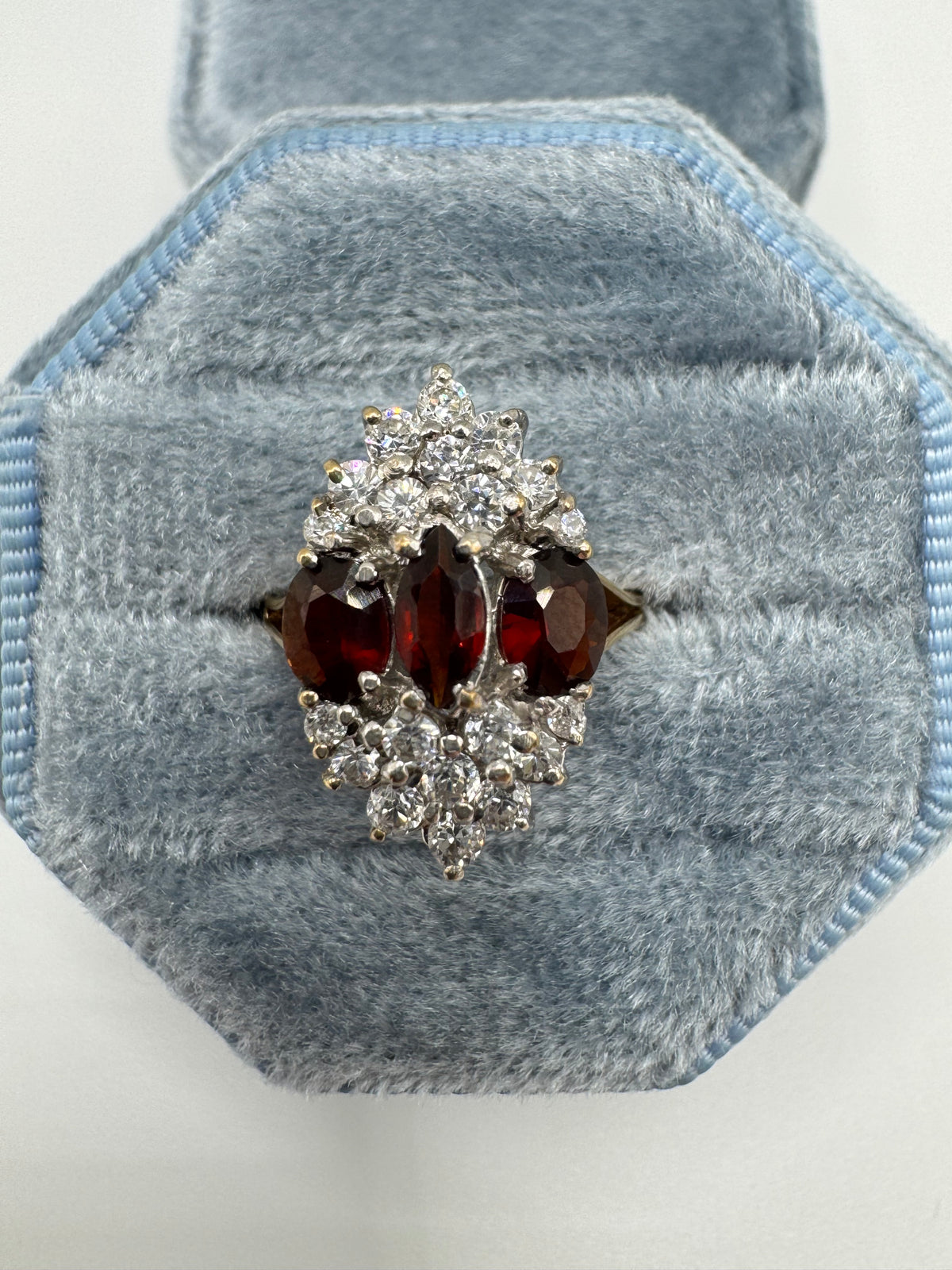 Vintage 9ct gold garnet and zircon cluster ring