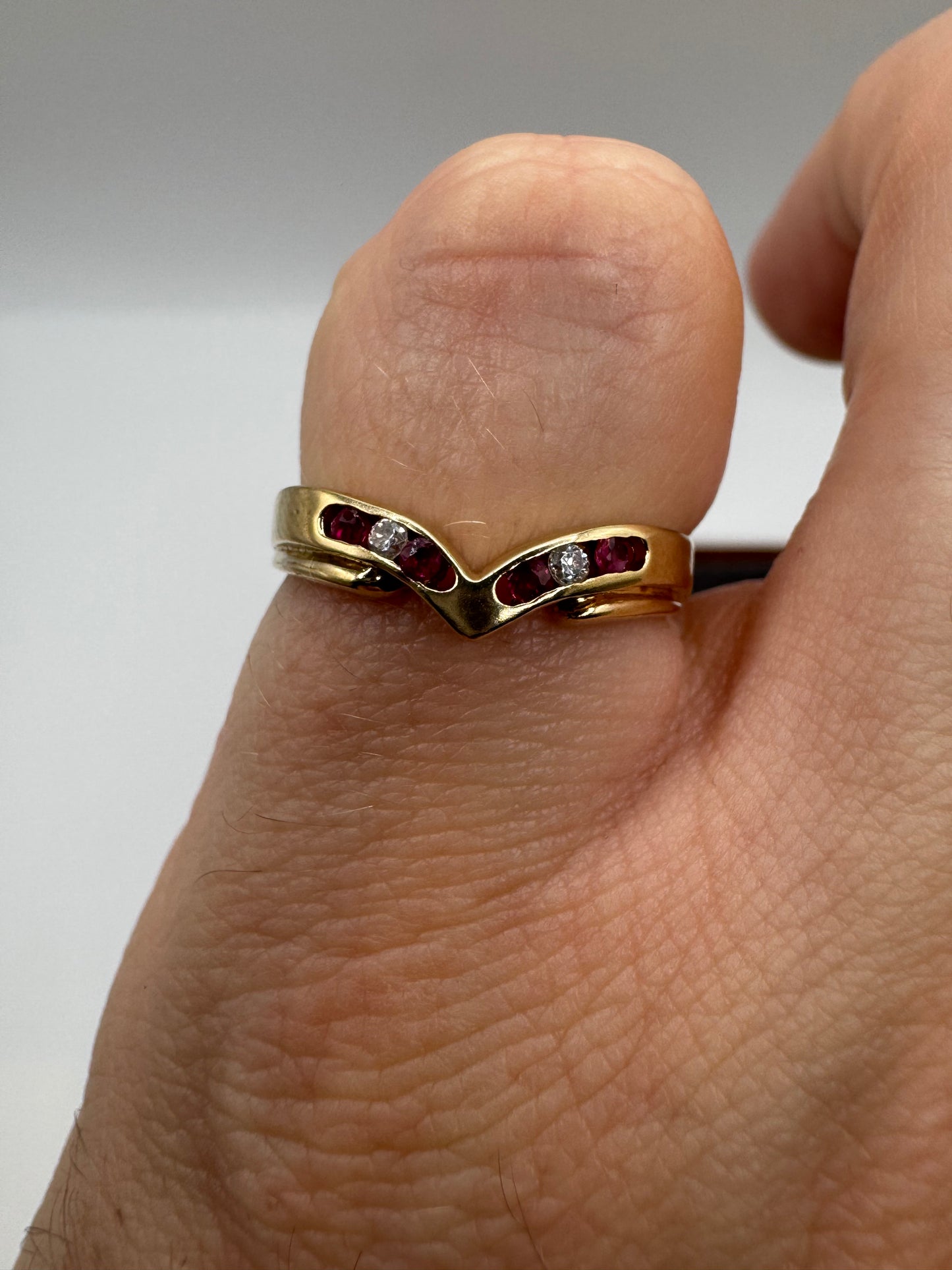 9ct gold ruby and diamond wishbone ring