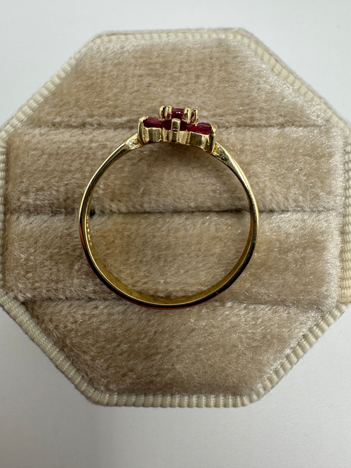 9ct gold ruby cluster ring