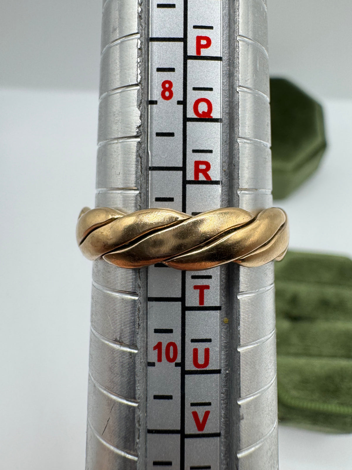 Heavy vintage 9ct gold weave band