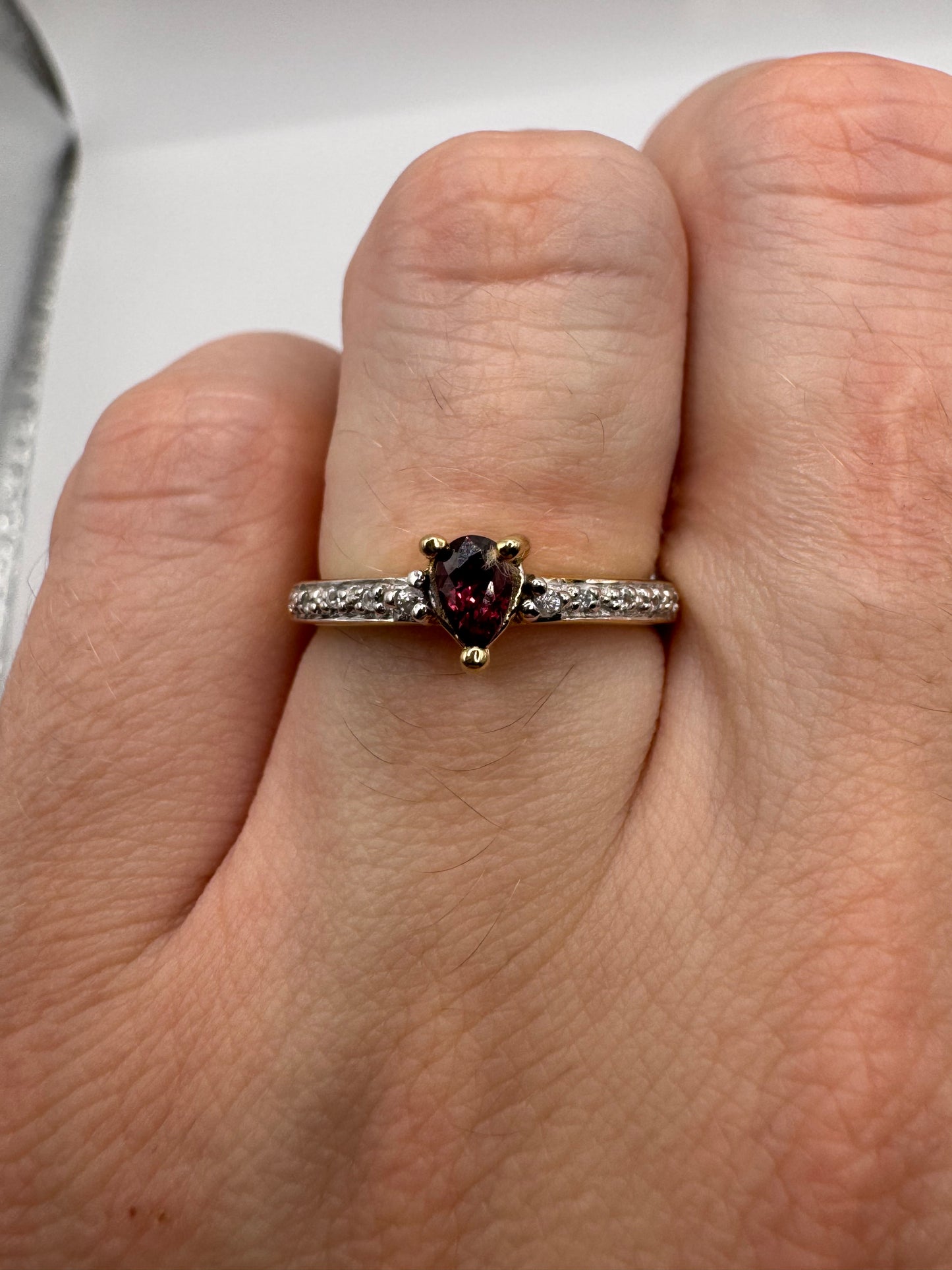 9ct gold ruby and zircon ring