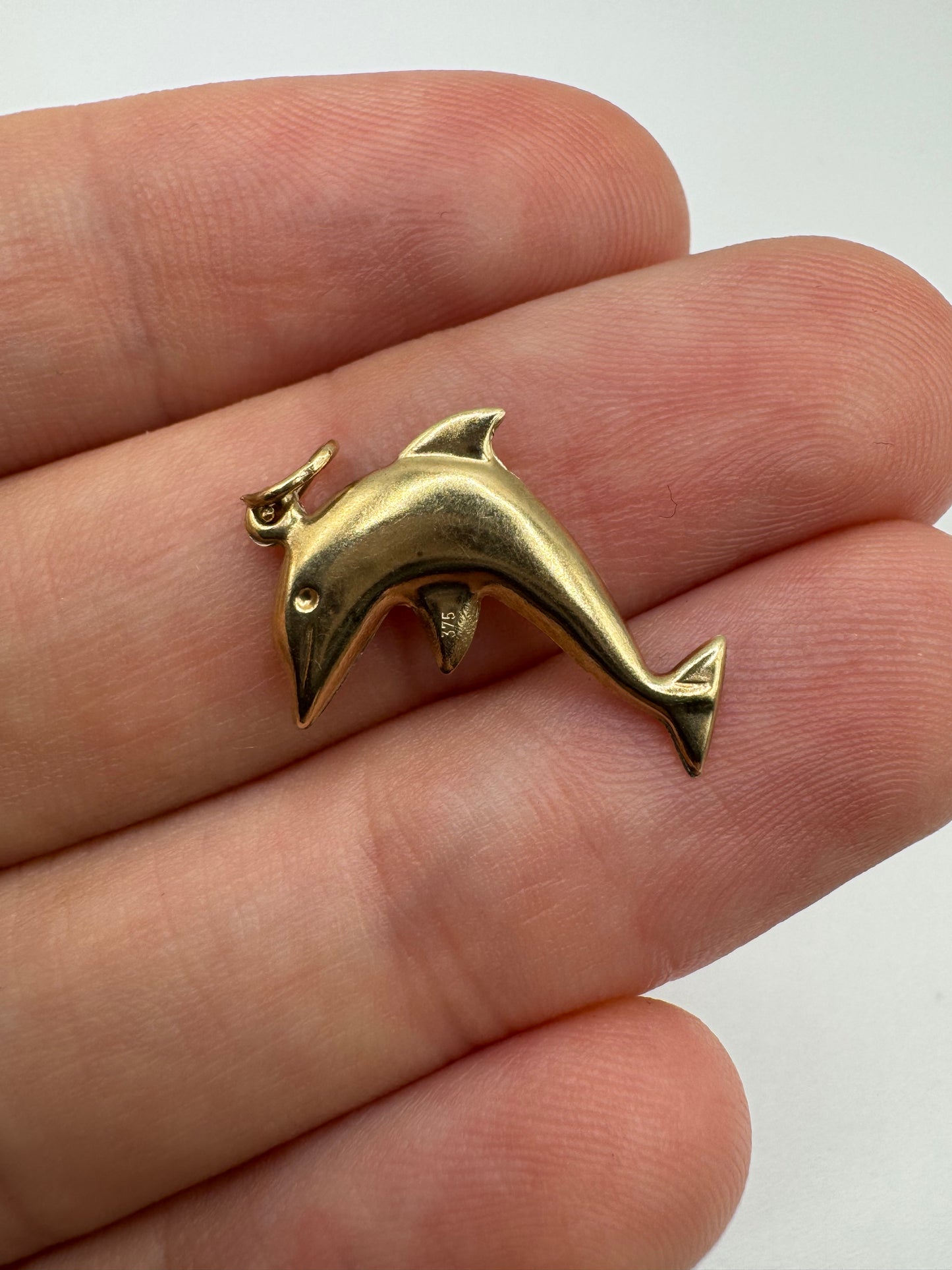 9ct gold dolphin charm