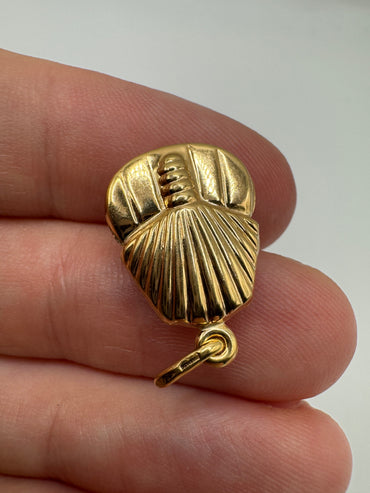 9ct gold enamelled pharaoh pendant (Medium)