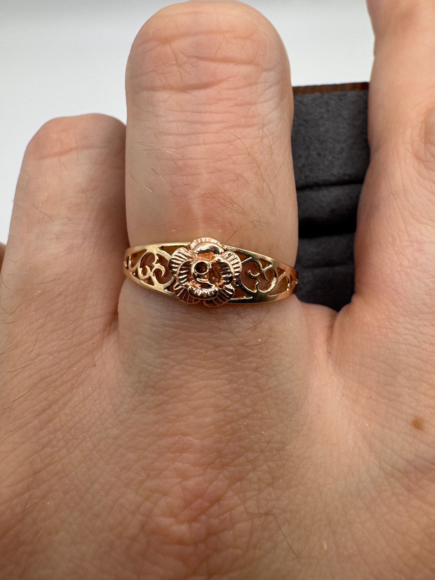9ct rose gold rose ring