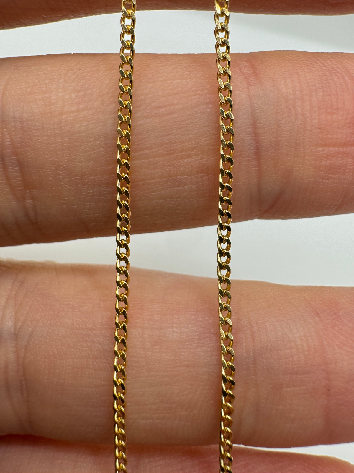 9ct gold chain 46 18”