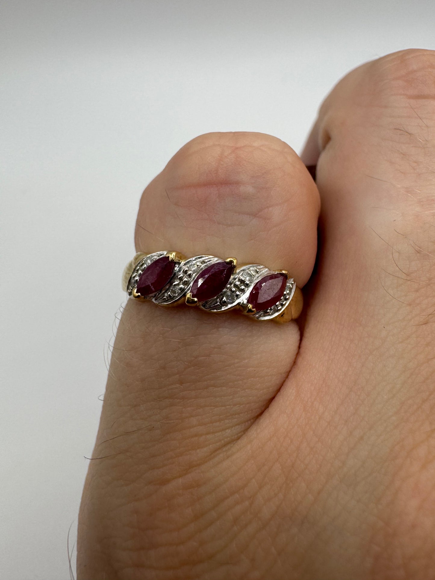 9ct gold ruby and diamond ring