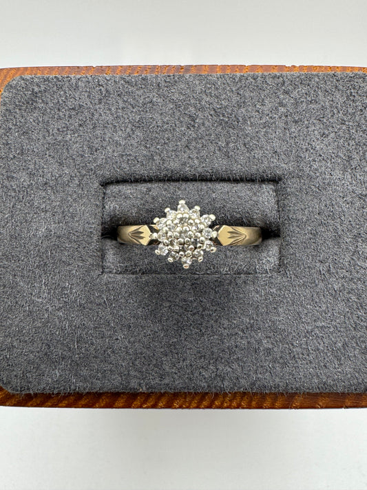9ct gold 20 point diamond cluster ring