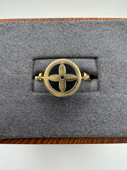 18ct gold enamelled cross spinning ring