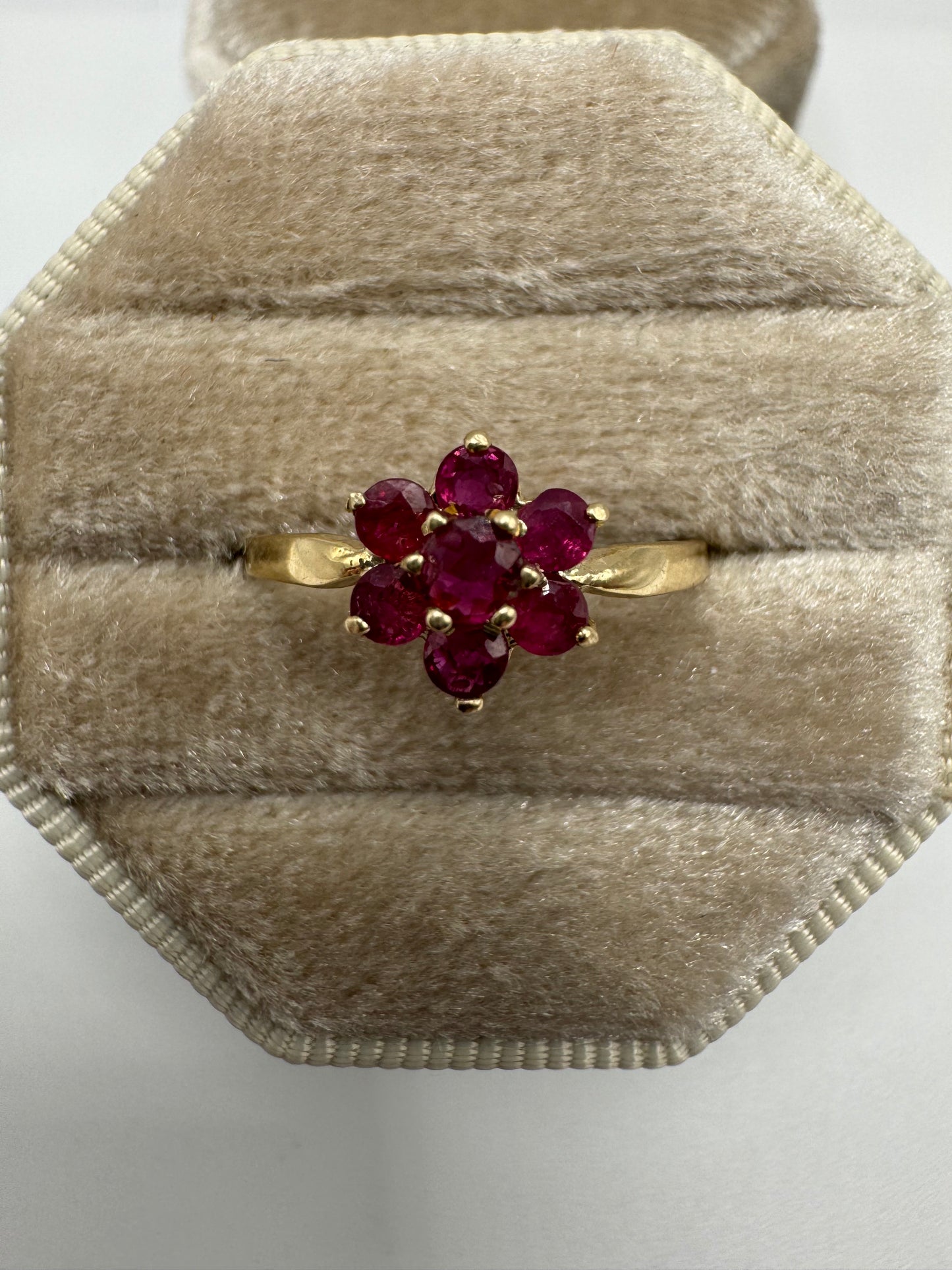 9ct gold ruby cluster ring