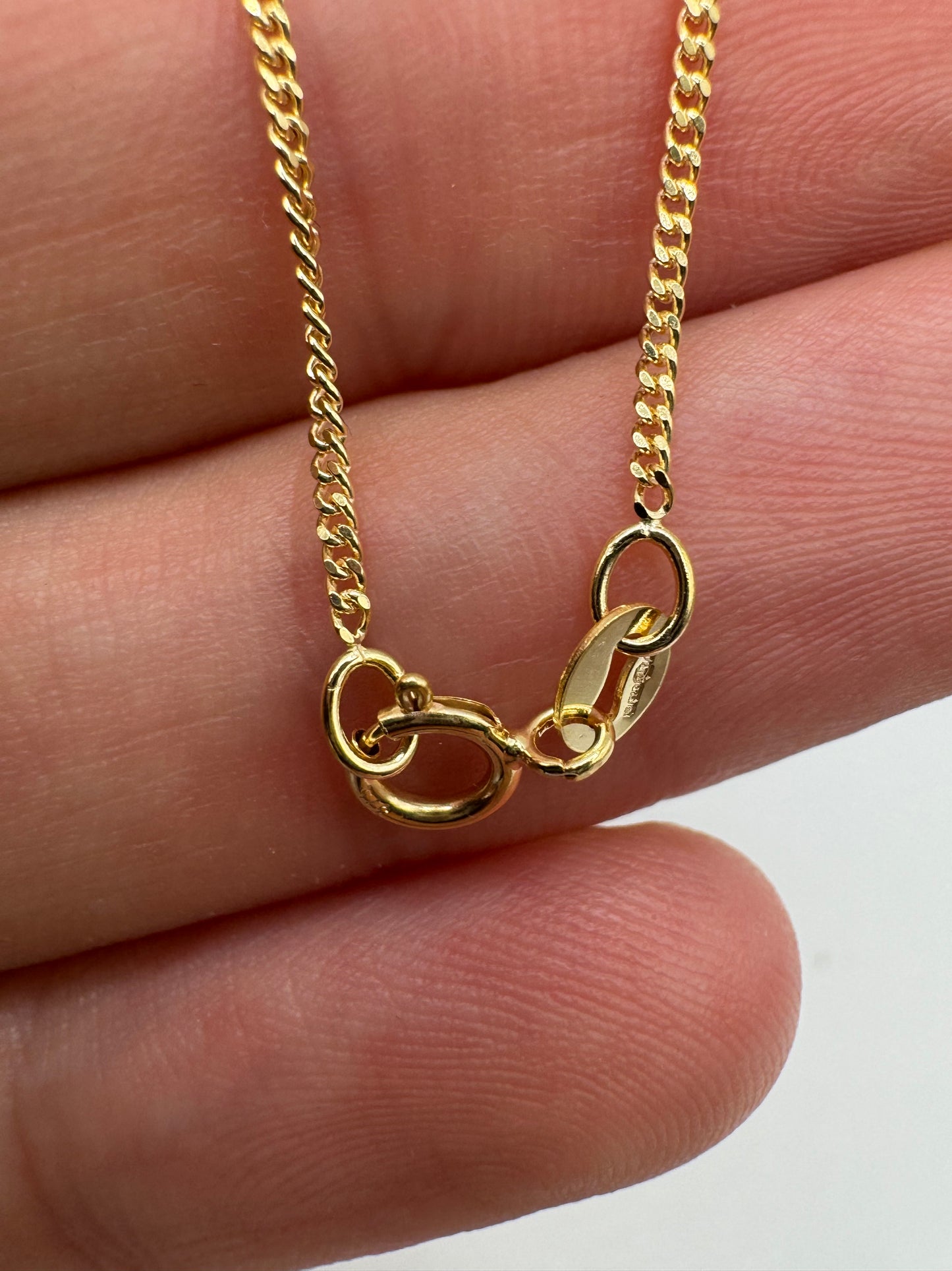 9ct gold curb chain 52 22”