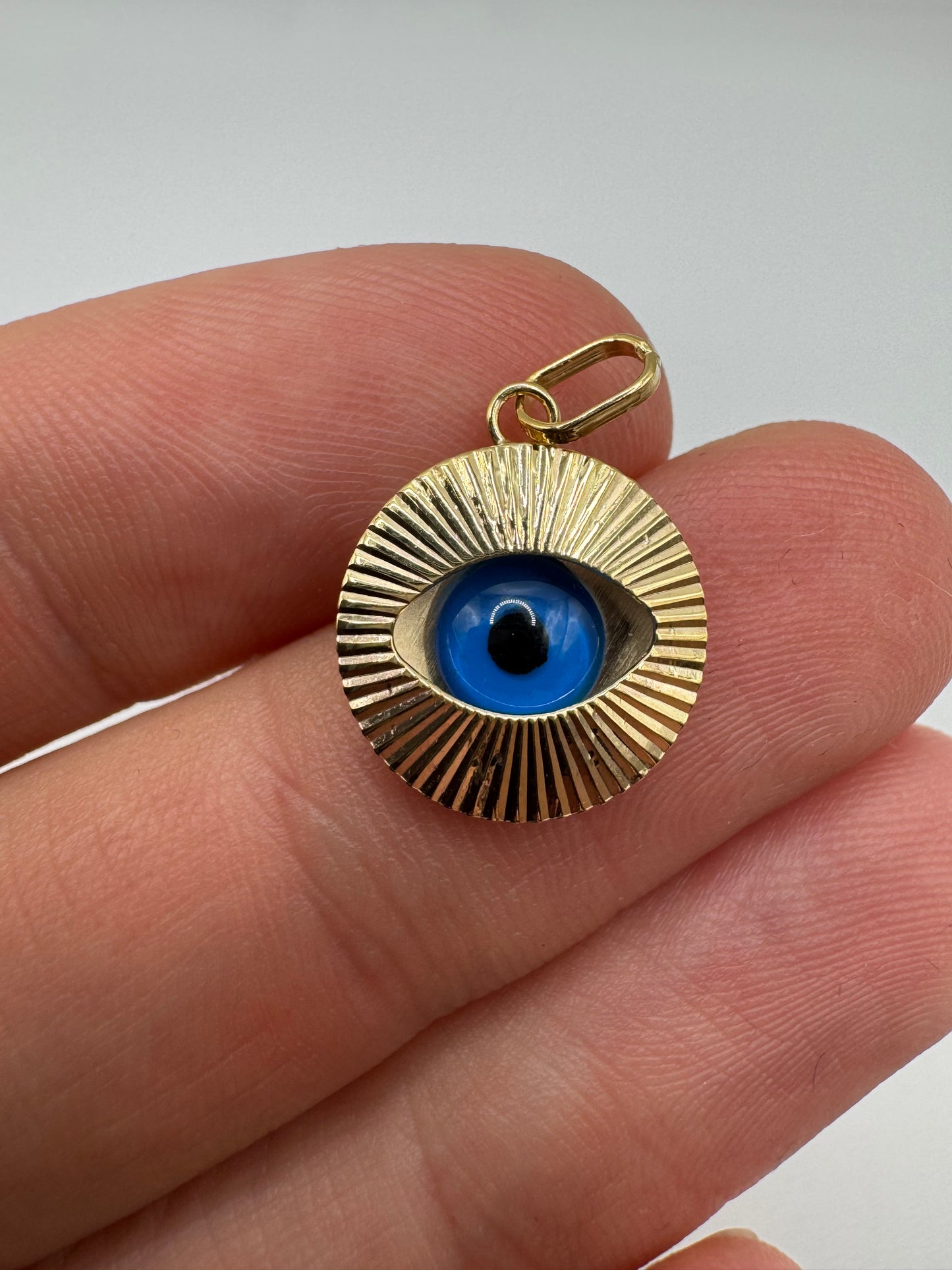 9ct gold evil eye charm