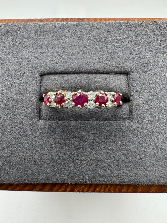 18ct gold ruby and diamond ring