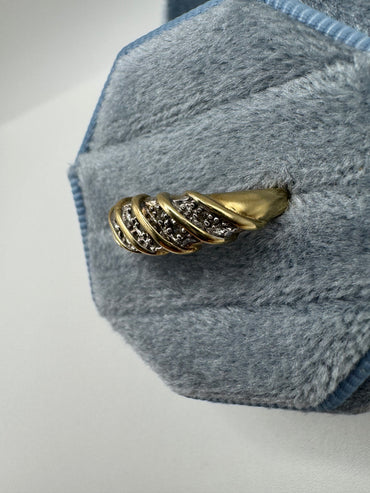 9ct gold diamond croissant ring
