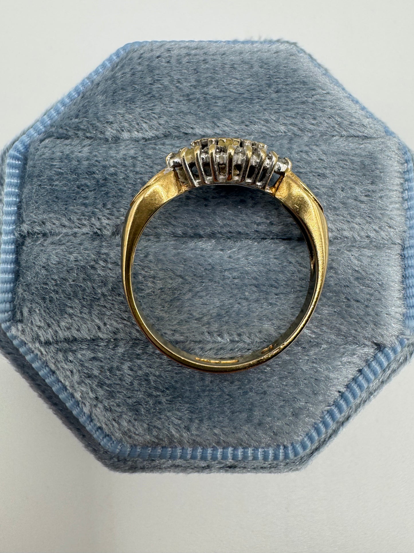 9ct gold 15 point diamond ring