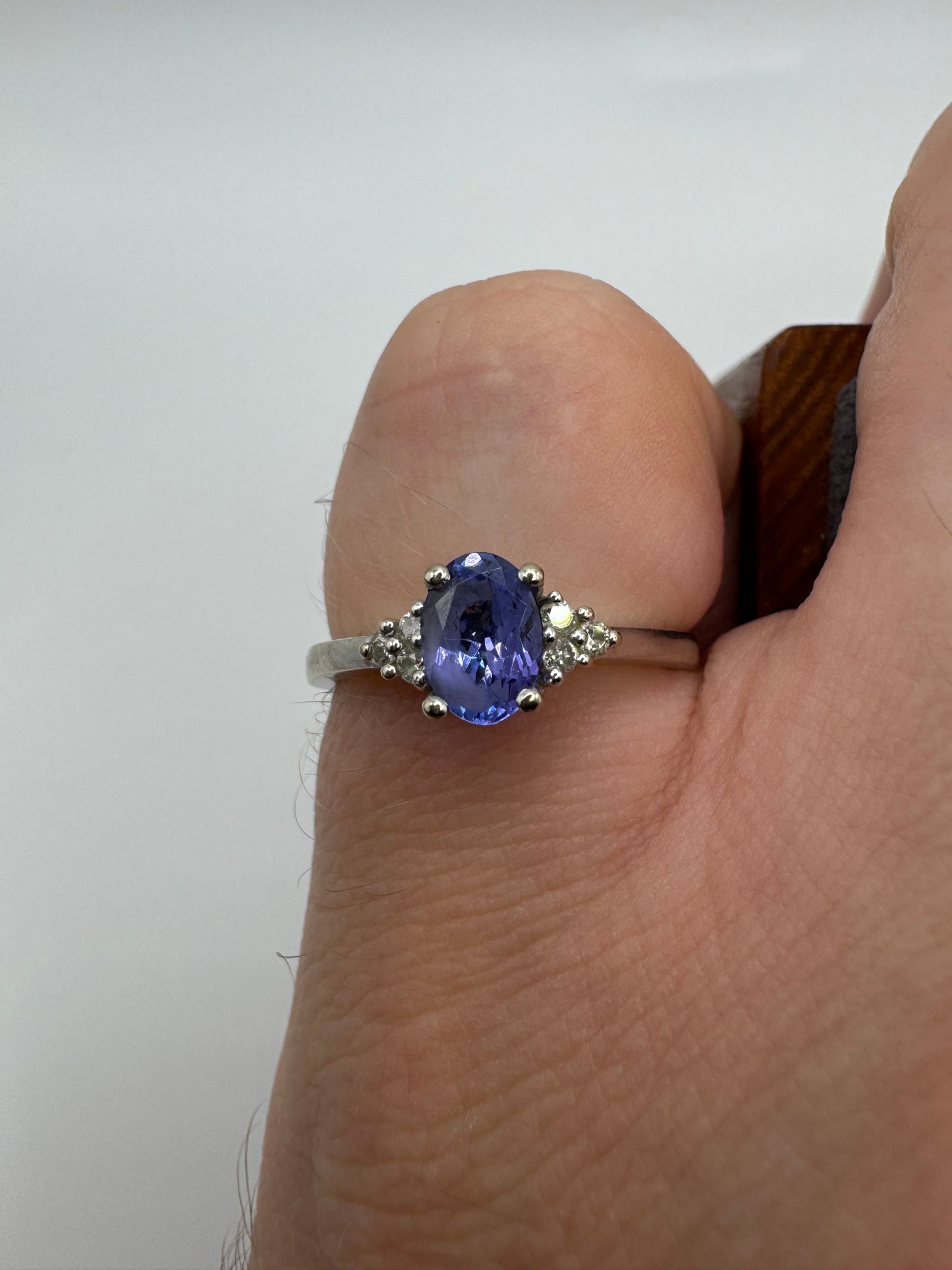 9ct white gold tanzanite and diamond ring
